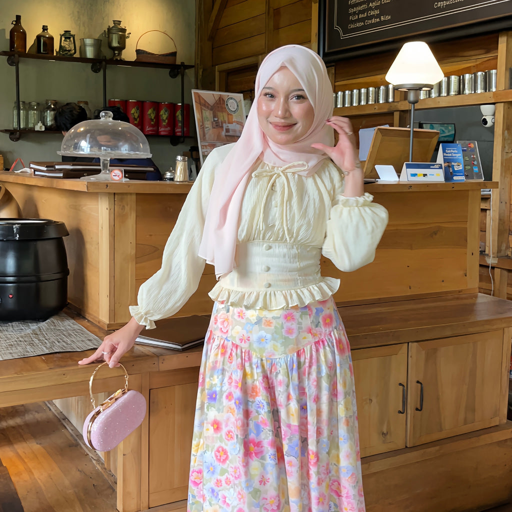 AURORAE SHIRRED BLOUSE