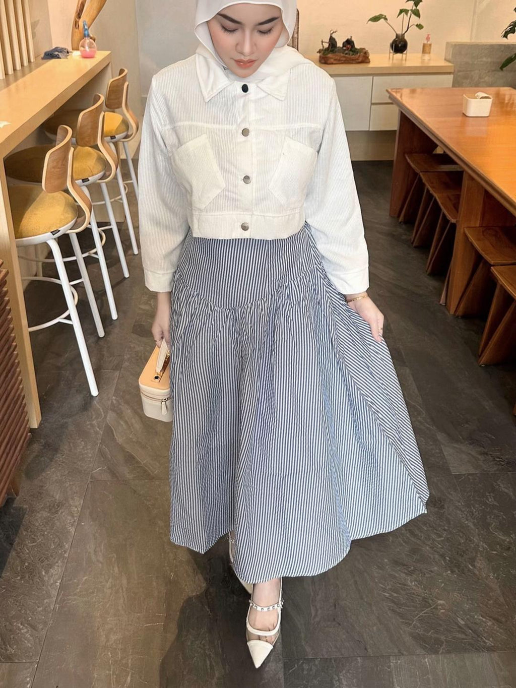 YEORIN STRIPE SKIRT