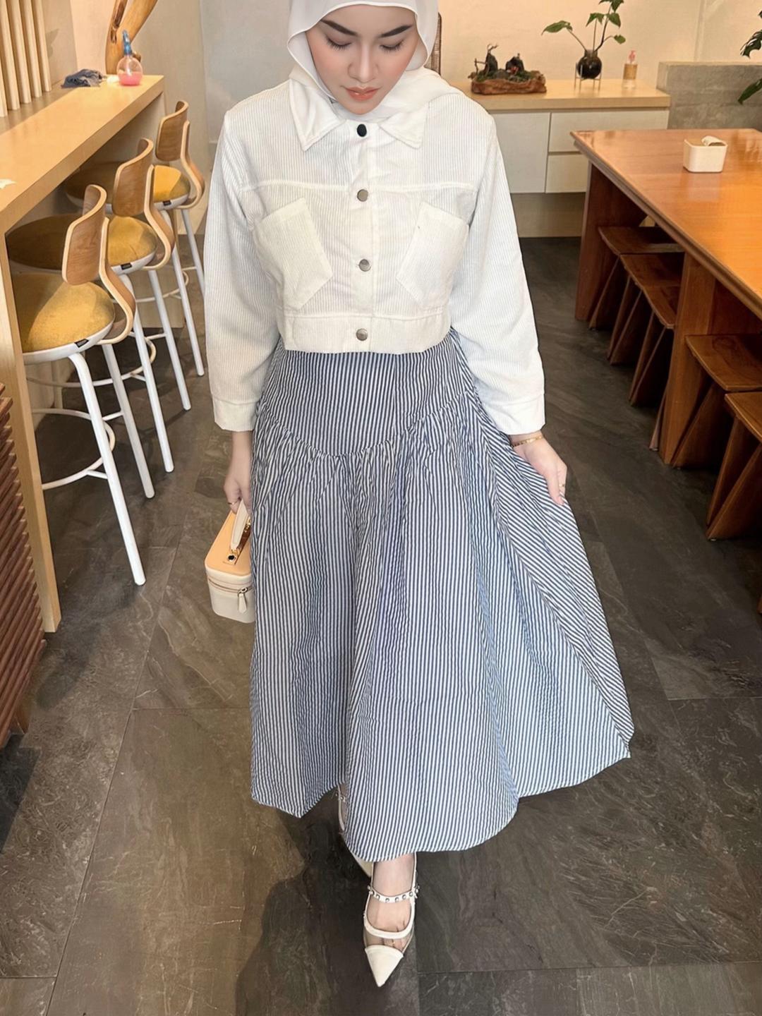 YEORIN STRIPE SKIRT