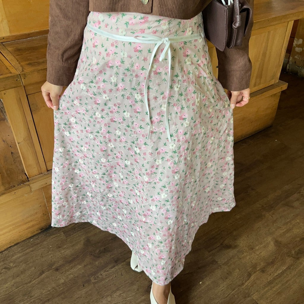 RIBBON FLORAL SKIRT