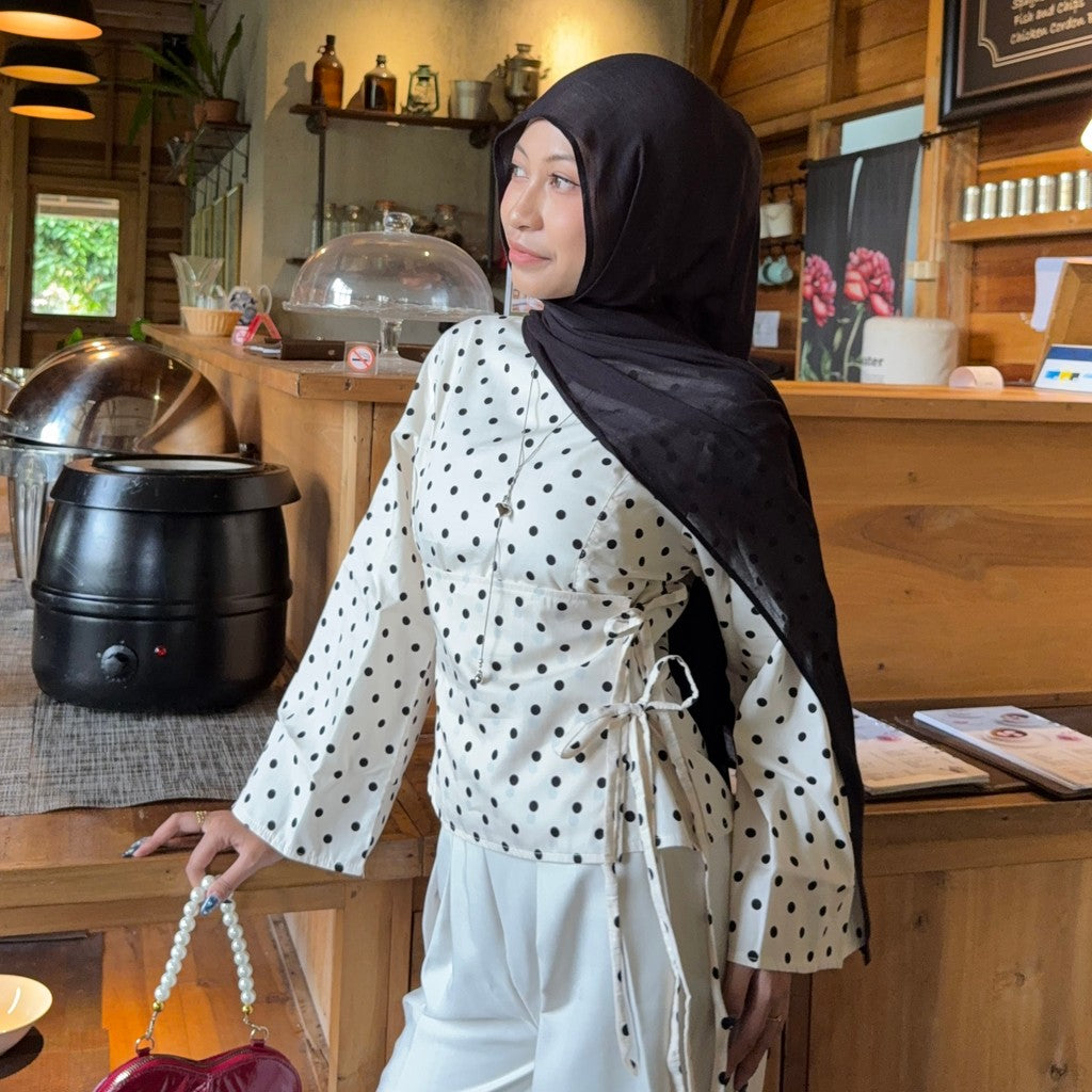 ZOEY POLKA KIMONO